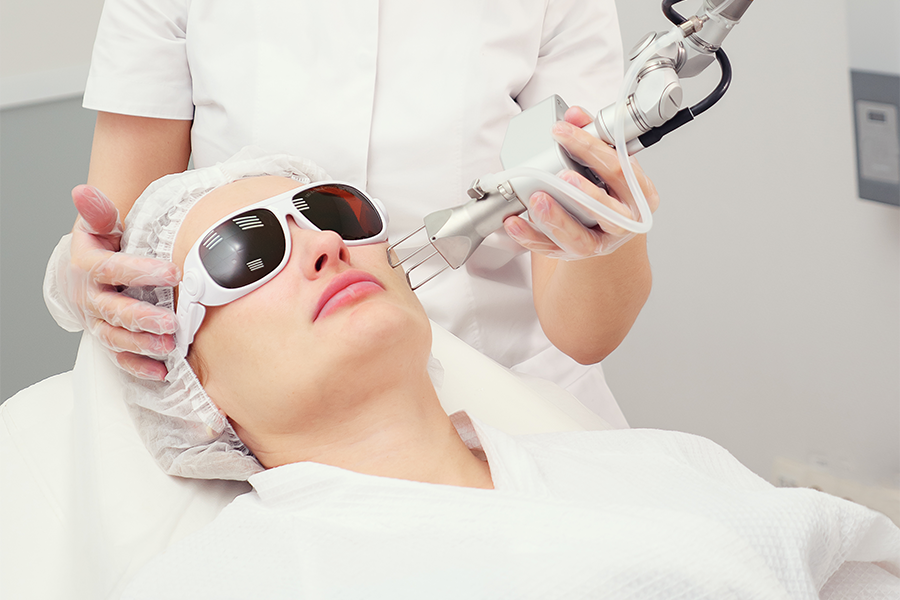What Is CO₂ Laser Resurfacing and Who Should Try It?
